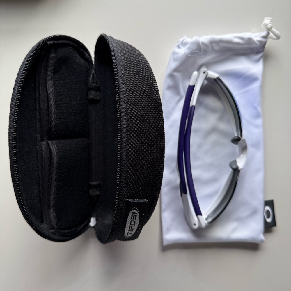 Tifosi Sunglasses with Case